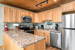 Superior Shores Townhouse - Image 4