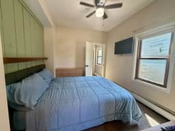 Fall Availability | Clean & Cozy | Dog Friendly - Imagen 4