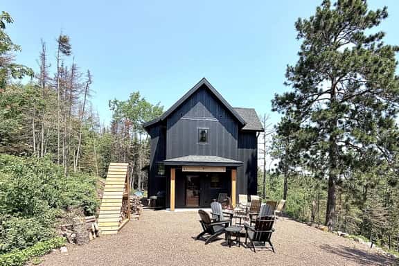 Bigfoot's Bunkhouse - Image 1