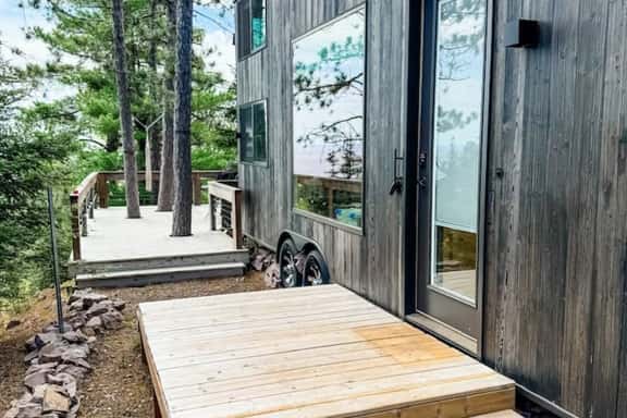 Tettegouche Tiny House - Image 1