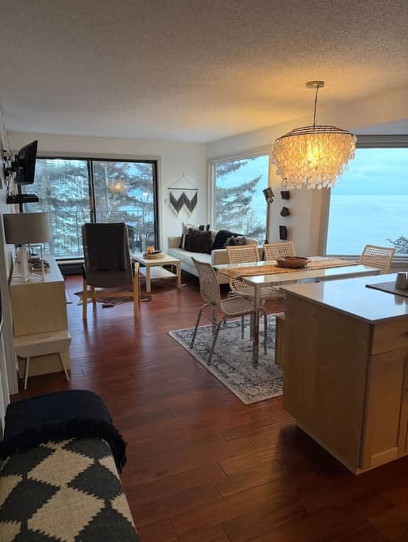 Stoney Point Escape at Gull Harbor - Image 4