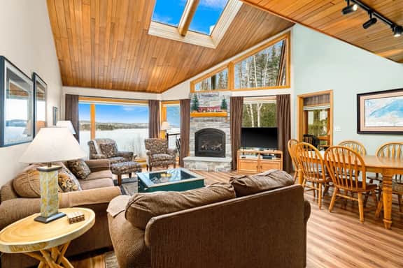 Superior Shores Townhouse - Image 2